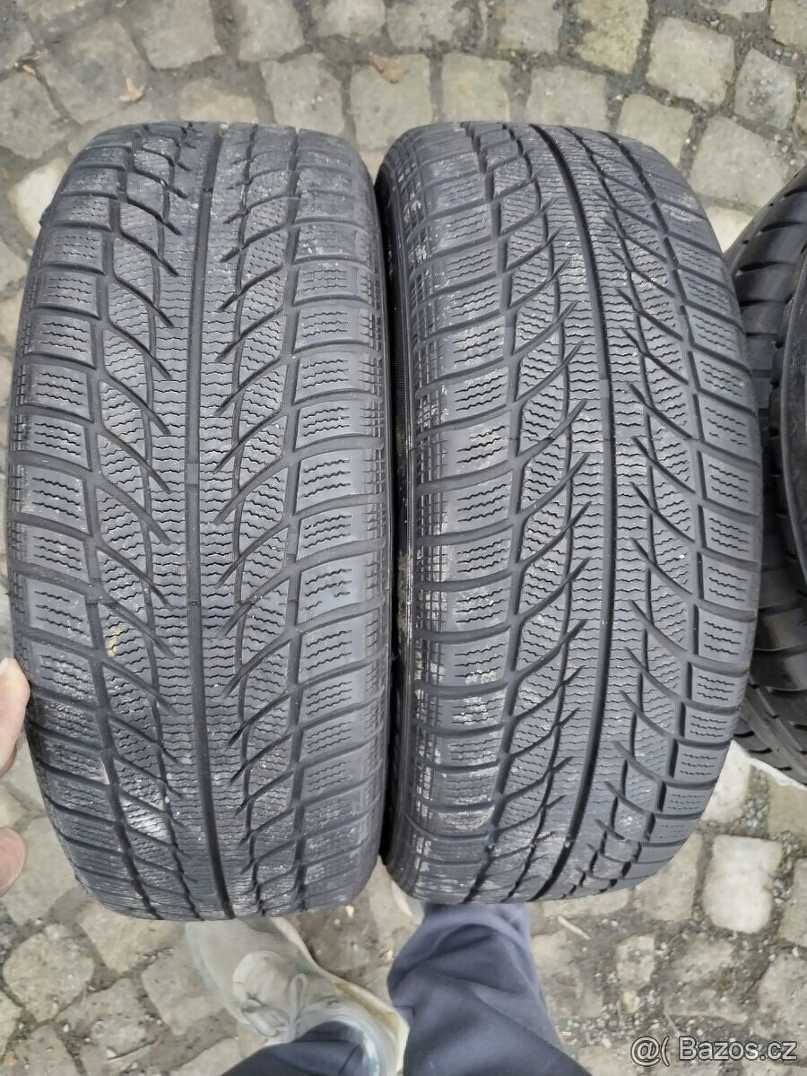 205/55/16 zimni pneu GOODRIDE 205/55 R16