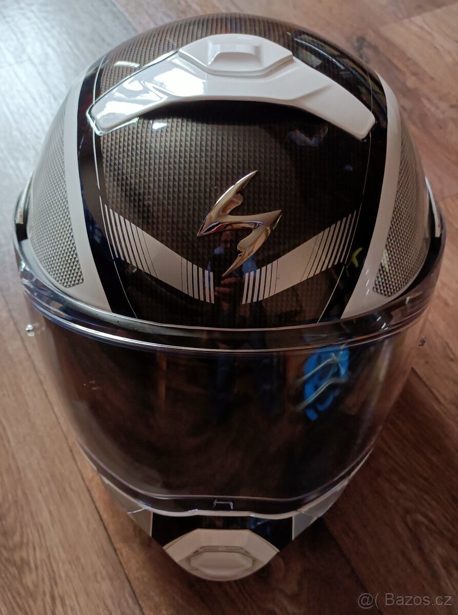 Scorpion EXO 930