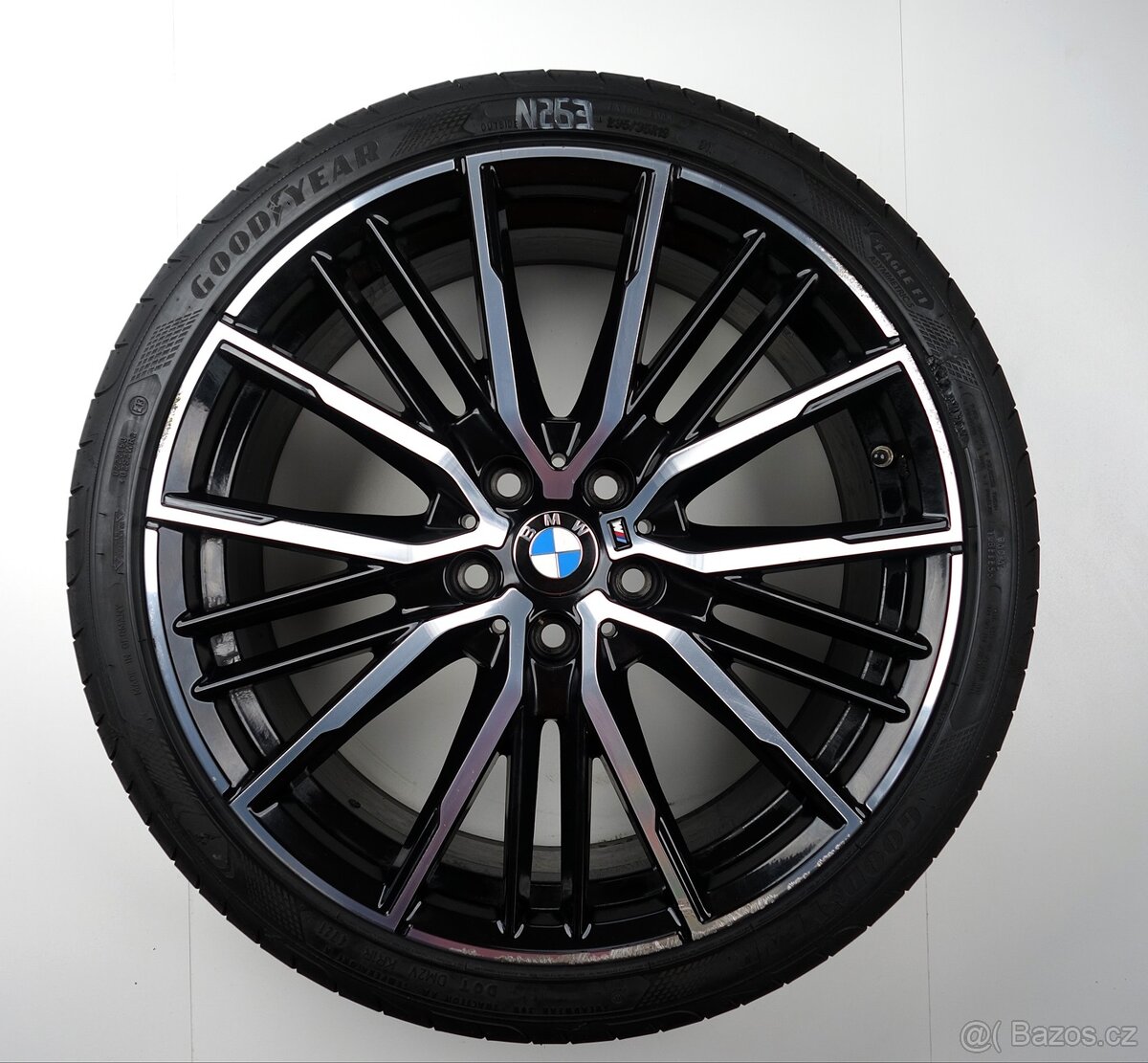 BMW 1 F40 2 F44 - Originání 19" alu kola - Letní pneu