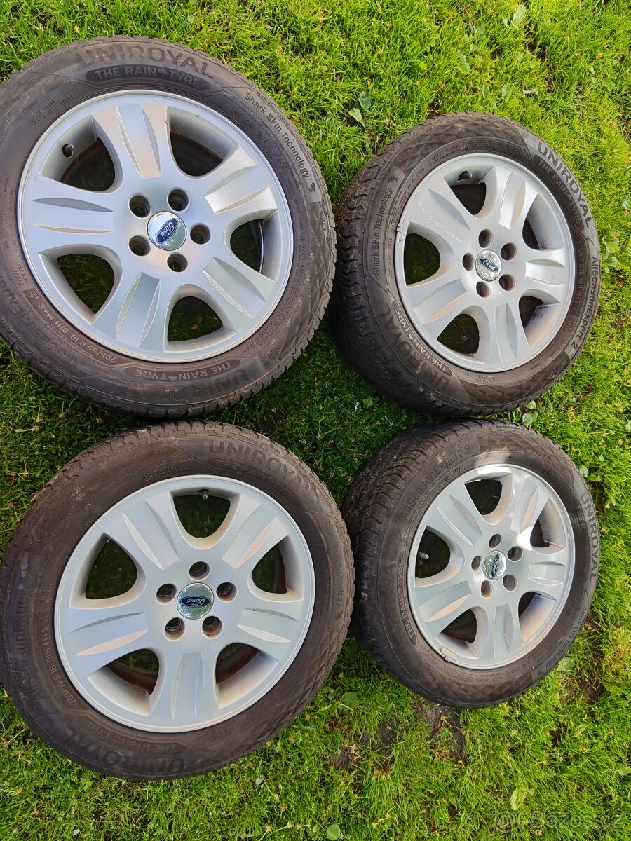 Letní sada Ford r16 5x108 Uniroyal 205/55/16
