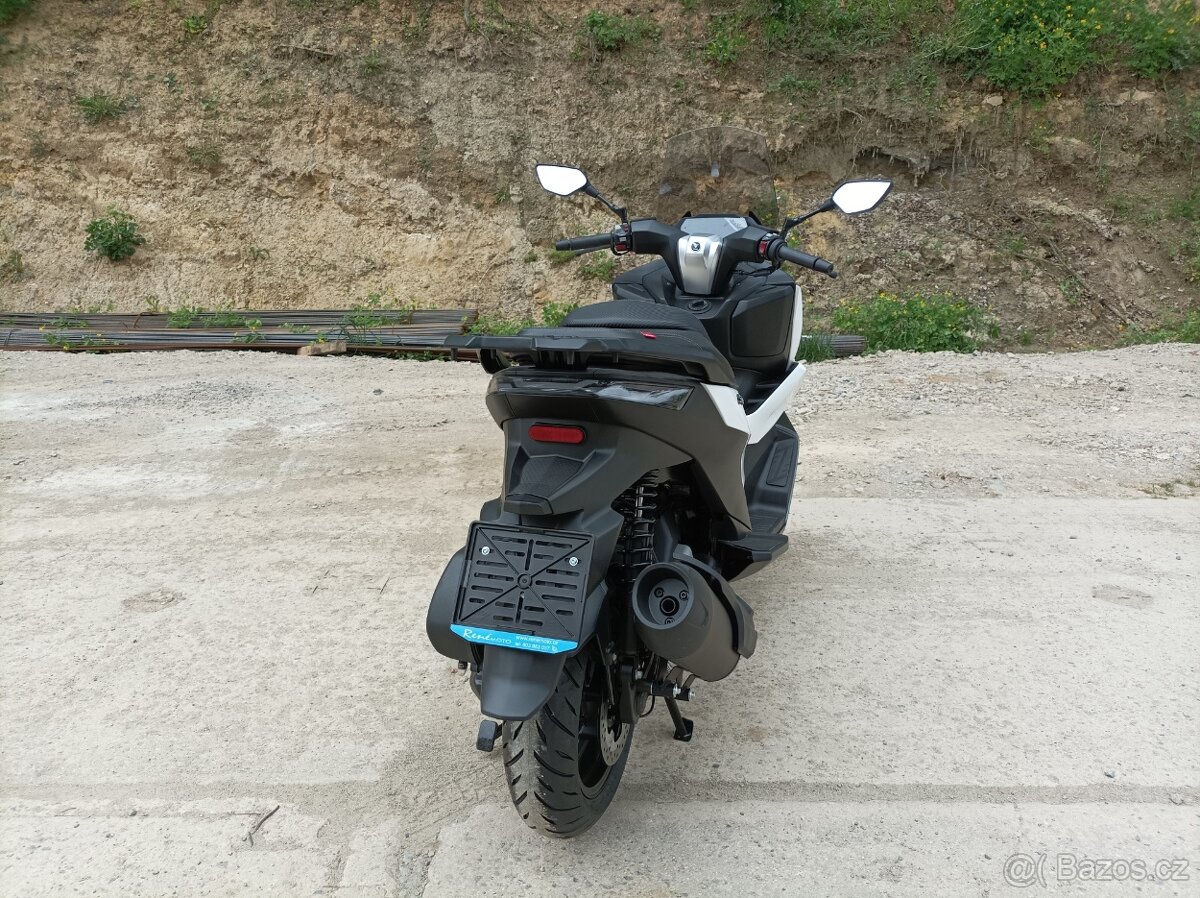 Skútr Voge SR3 250i