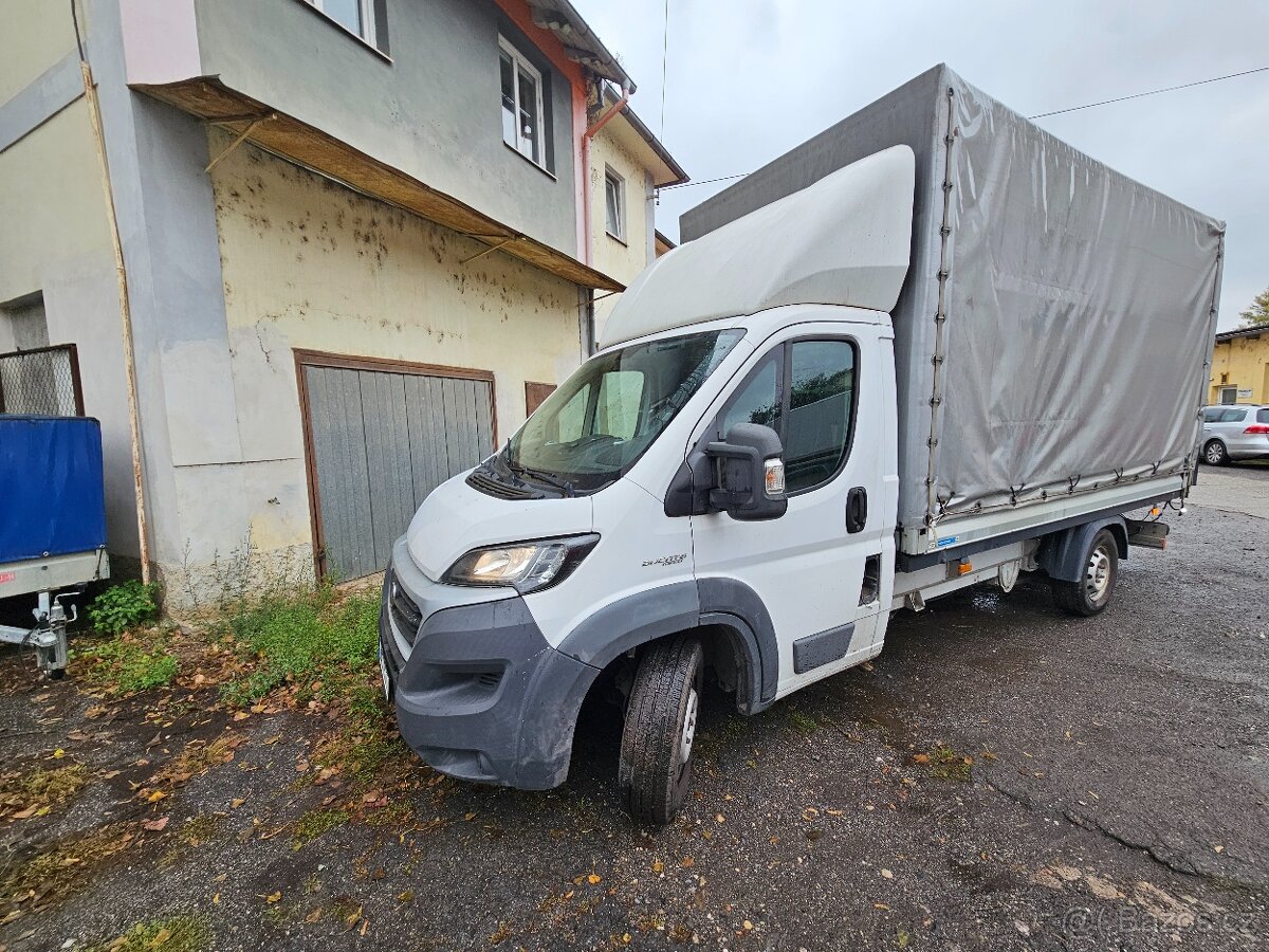 Fiat Ducato 2.3 JTD, 96 kW,plachta, plošina 750 kg, AC.