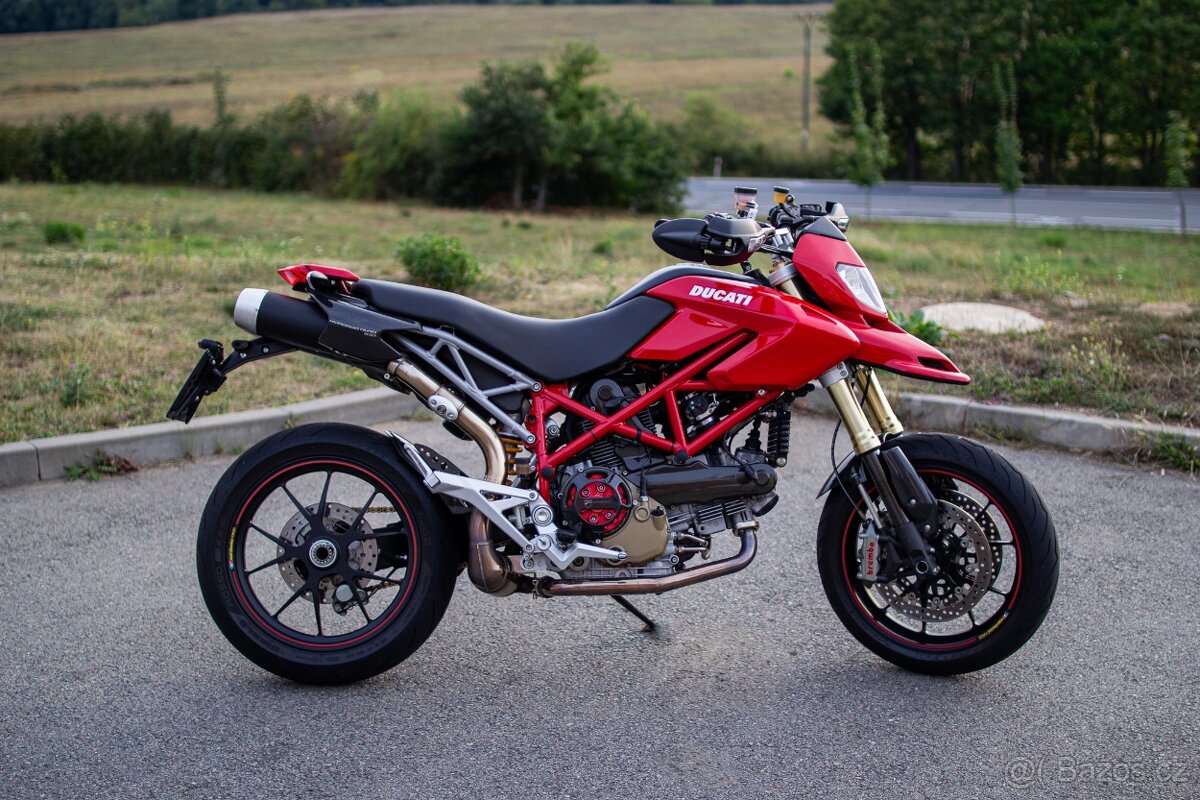 Ducati Hypermotard 1100S