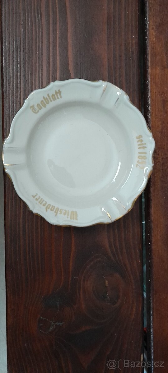 Waldershof Porcelánový Popelník 1852