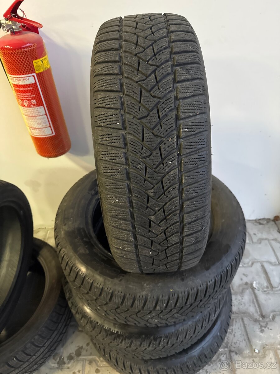 215/60R16 99H Dunlop Winter Sport 5
