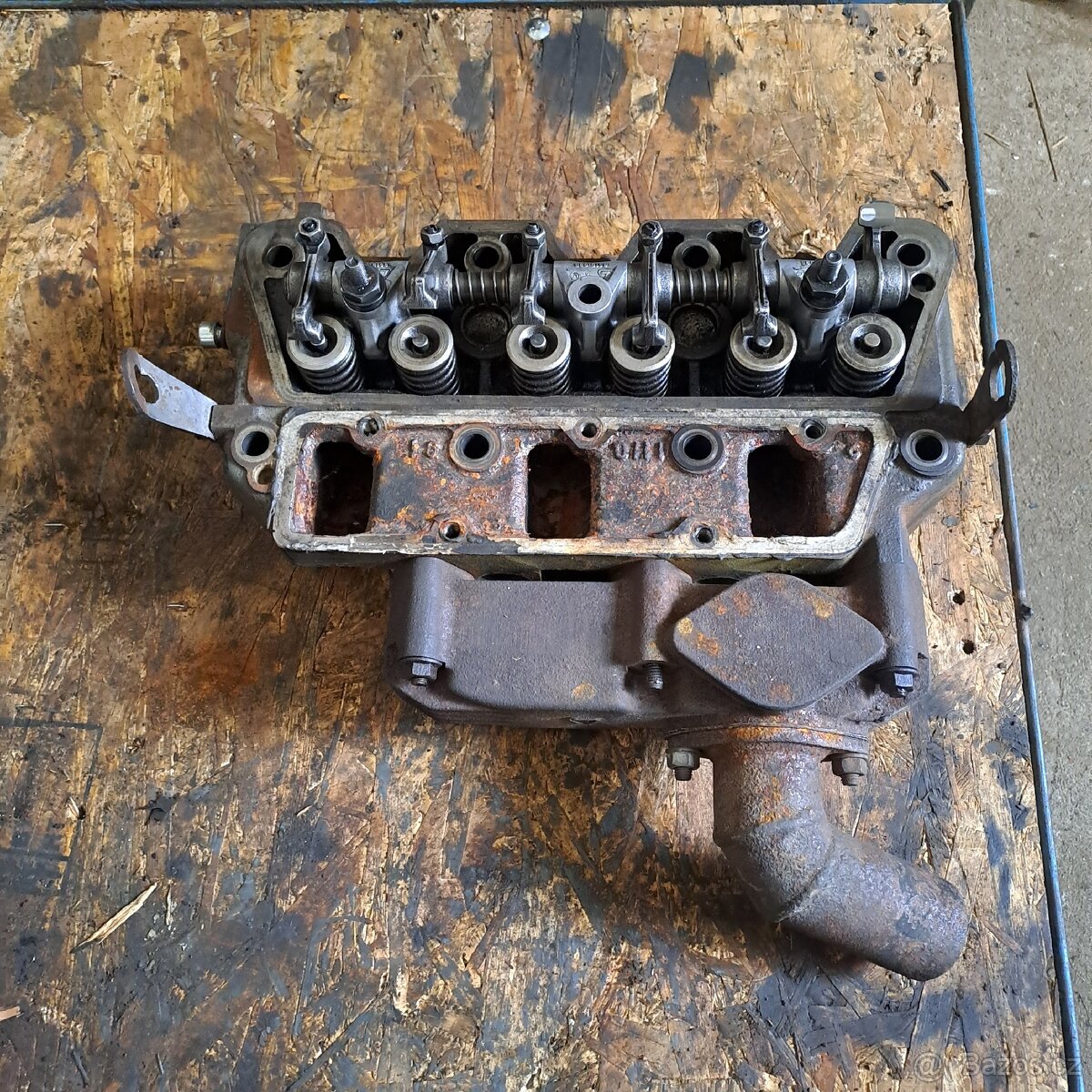 Prodám hlavu motoru Lombardini Ldw 1503.