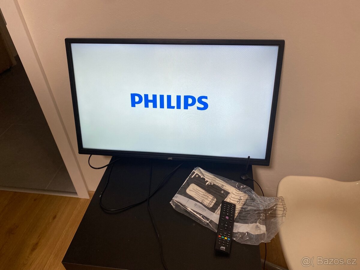 Televize JVC LT-32VH2105