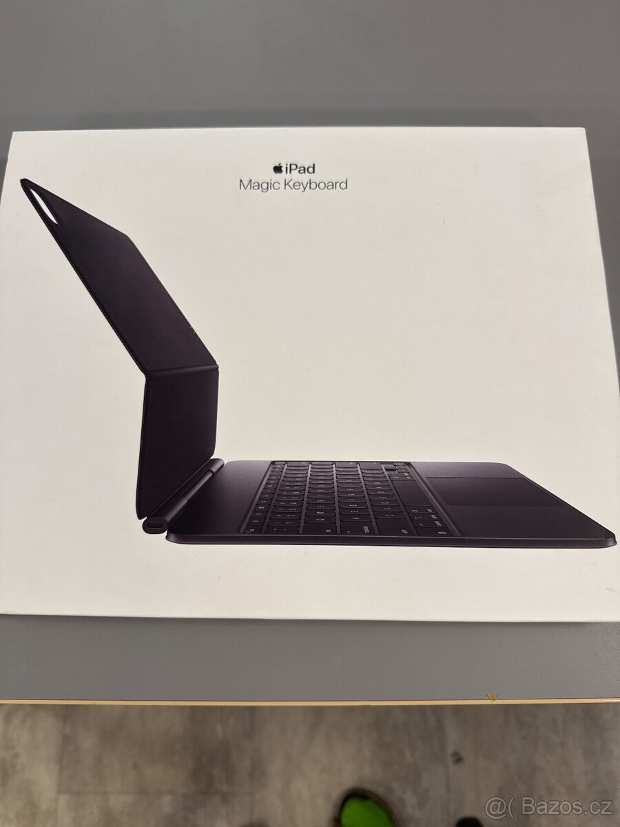Apple iPad Pro 13" Magic Keyboard