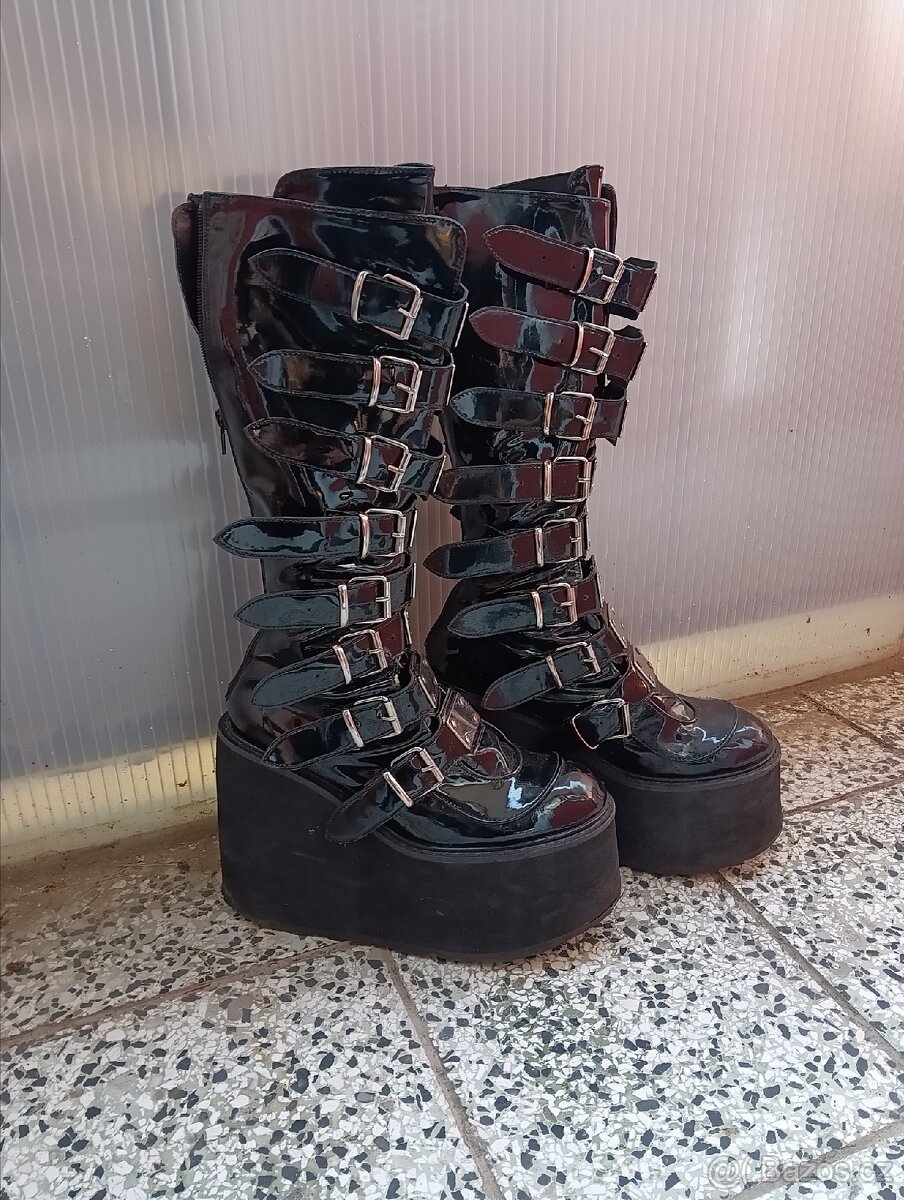Demonia kozačky na platformě