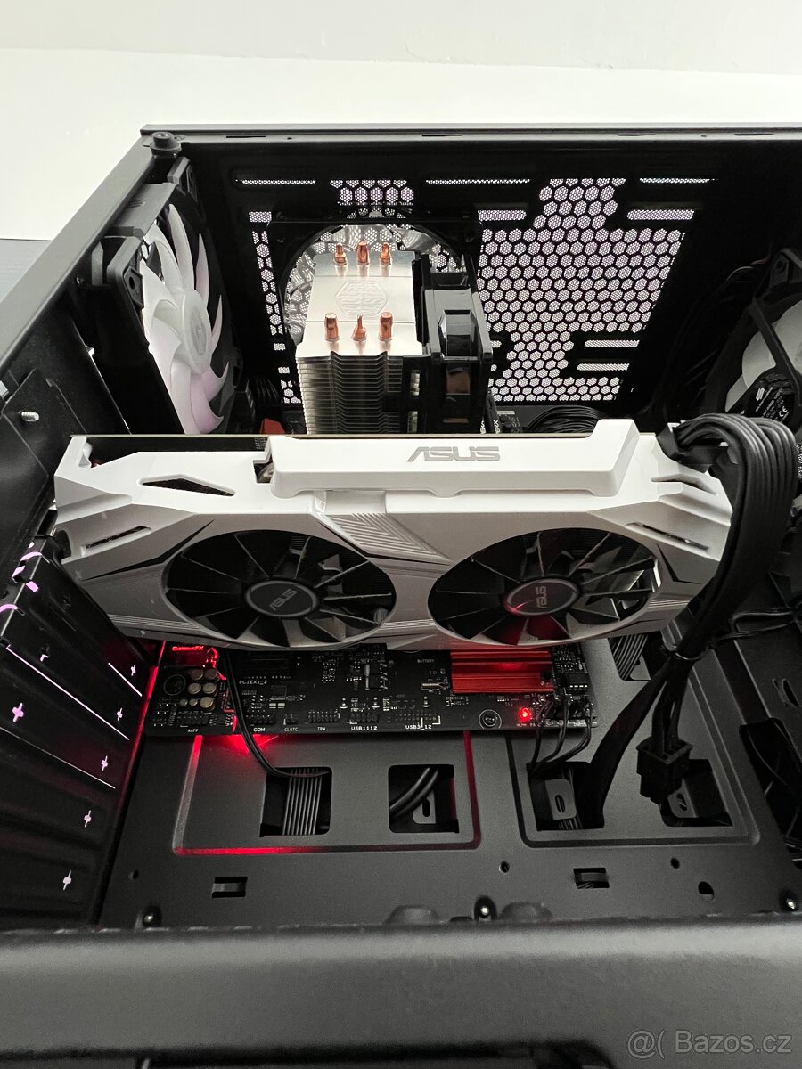 ASUS Dual GeForce GTX 1060 3GB – Bílá
