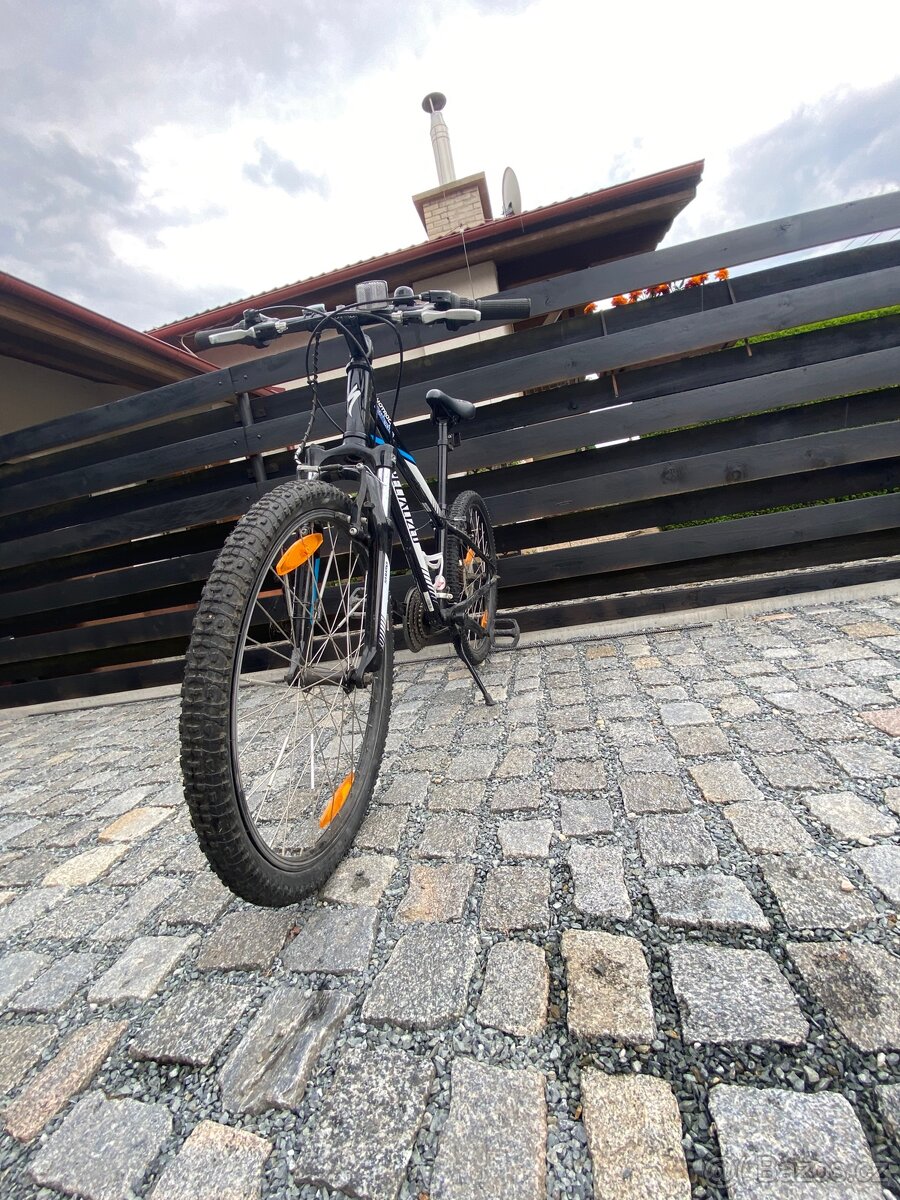 Horské kolo Specialized – odpružená vidlice, 26
