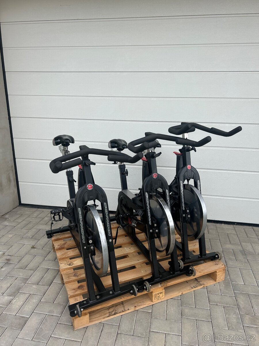 Schwinn spinningové bicykle