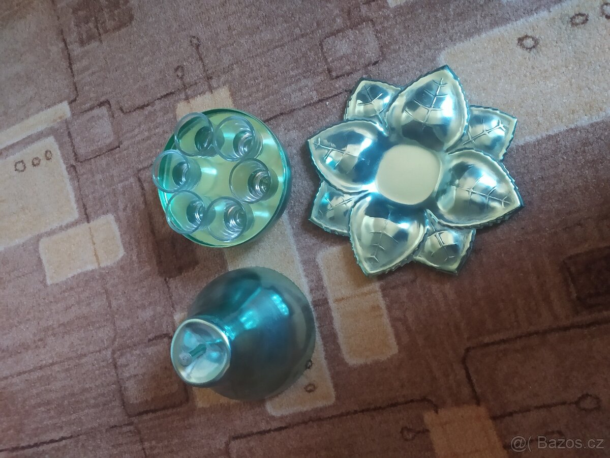 Hruška-likerova souprava