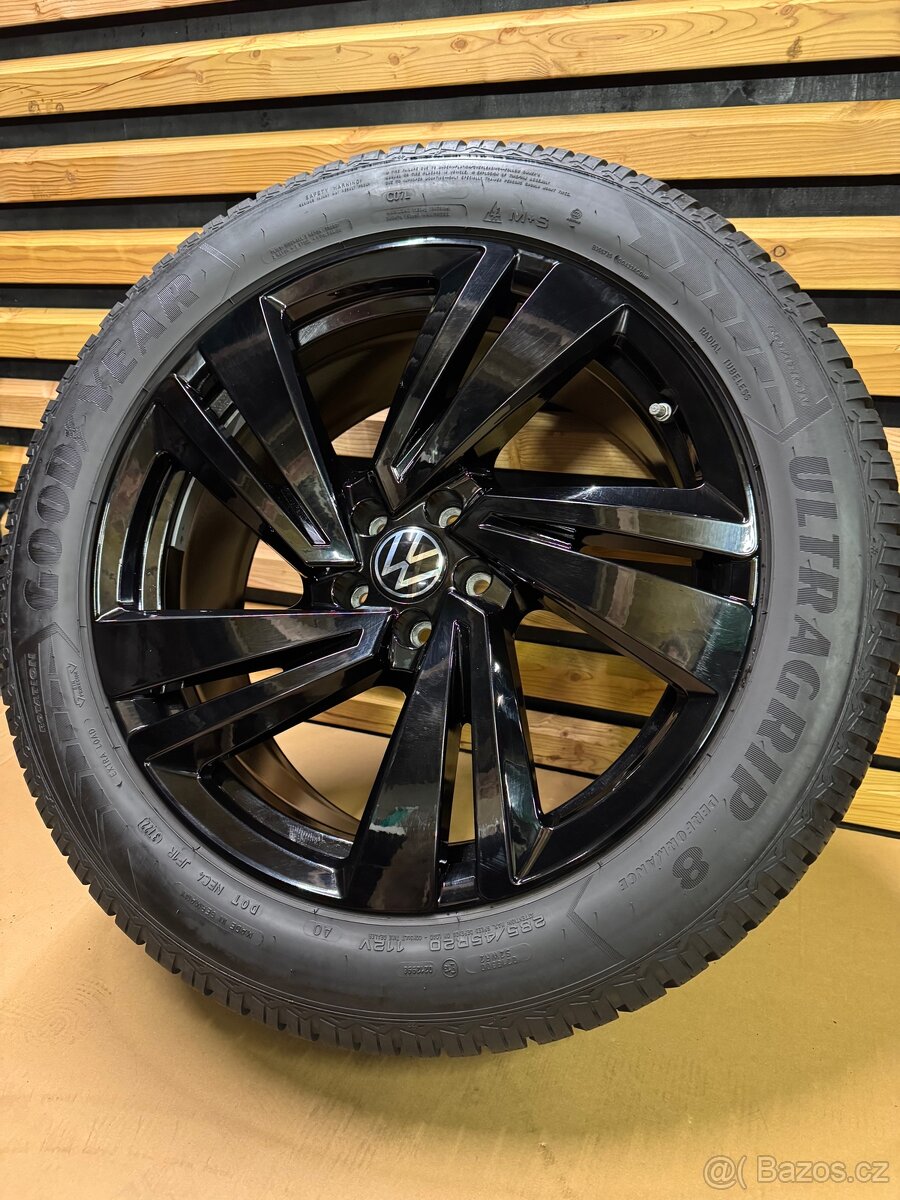 Alu originální kola VW TOUAREG III R20 model Nevada