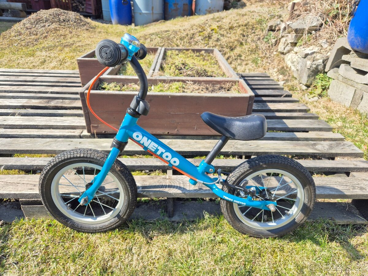 Prodám dětské odrážedlo (Yedoo - ONETOO)