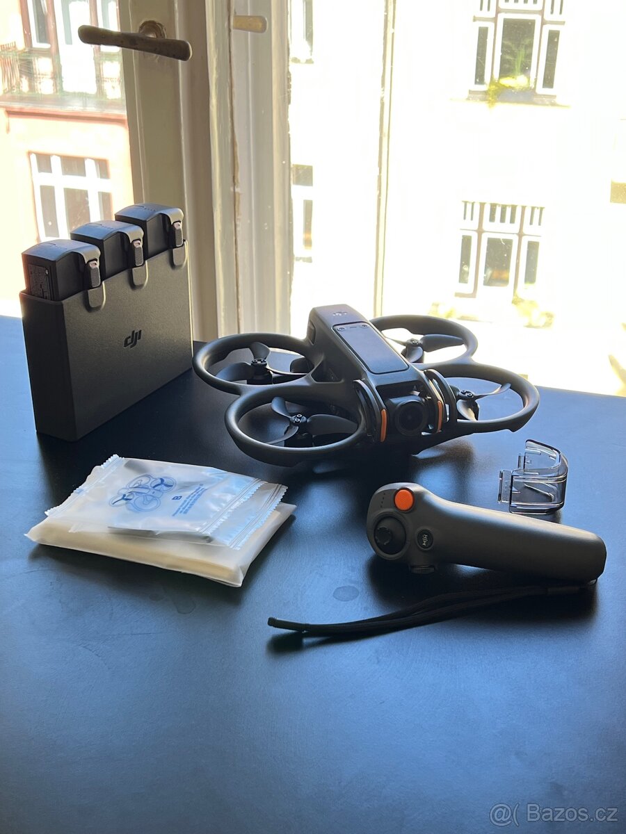 DJI Avata 2 + 4 baterie + ovladač