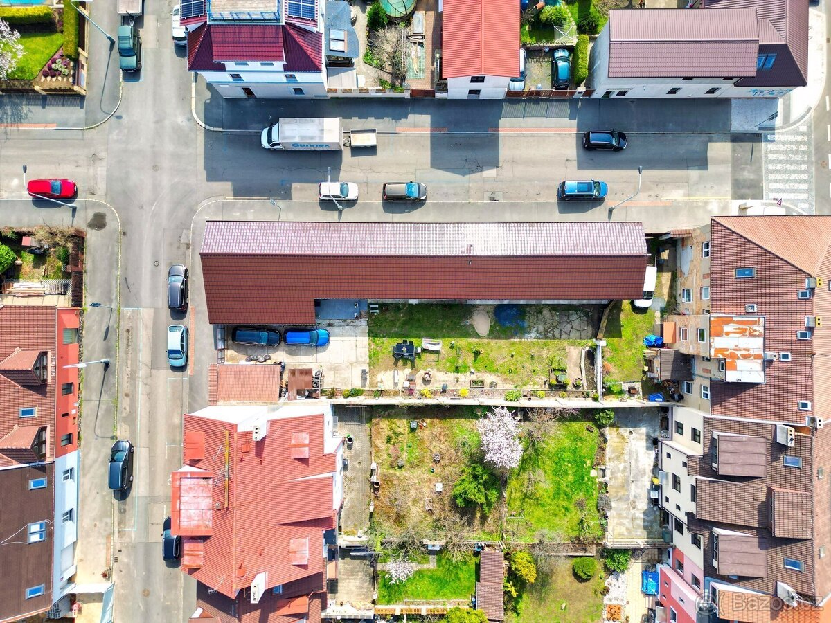 Prodej rodinného domu 180 m², pozemek 656 m²  Praha - Kobyli