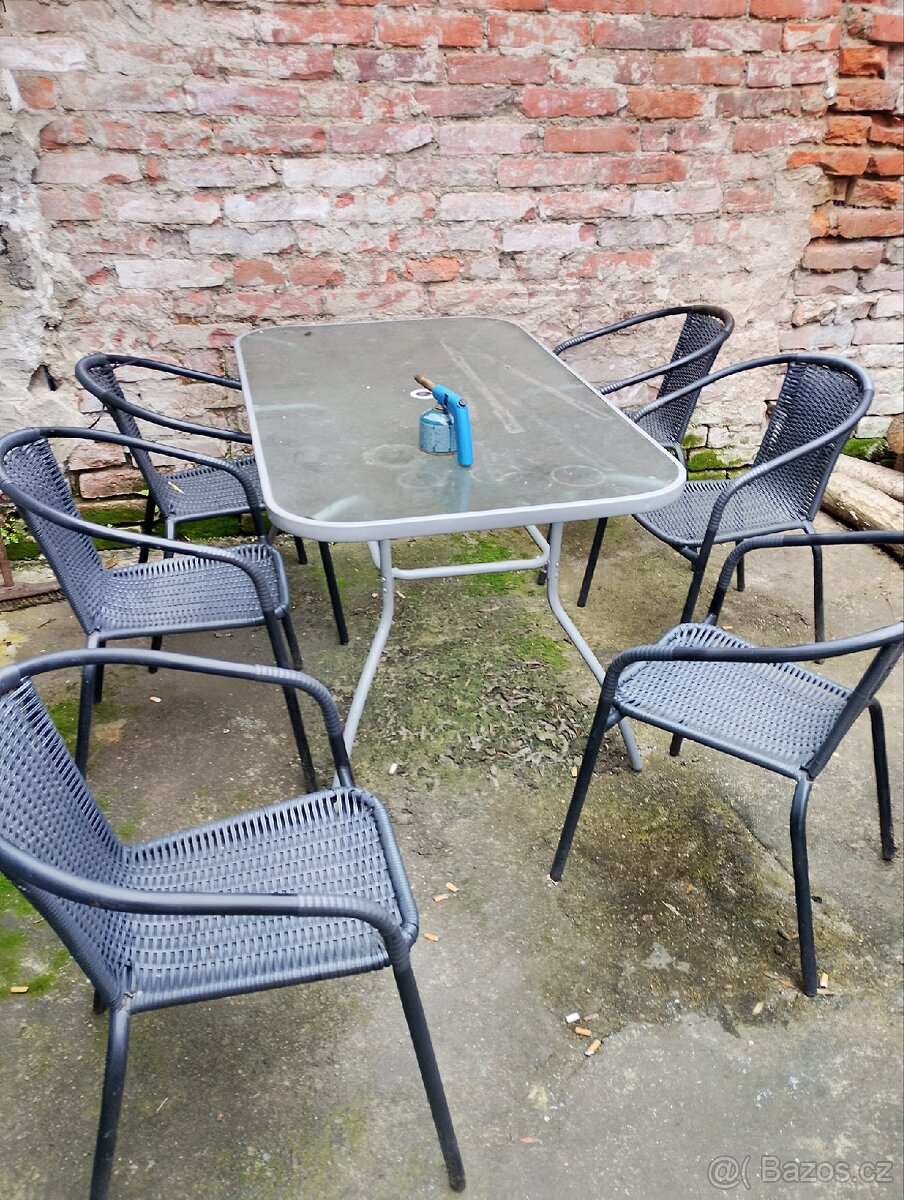 Zahradní stůl, 6x židle