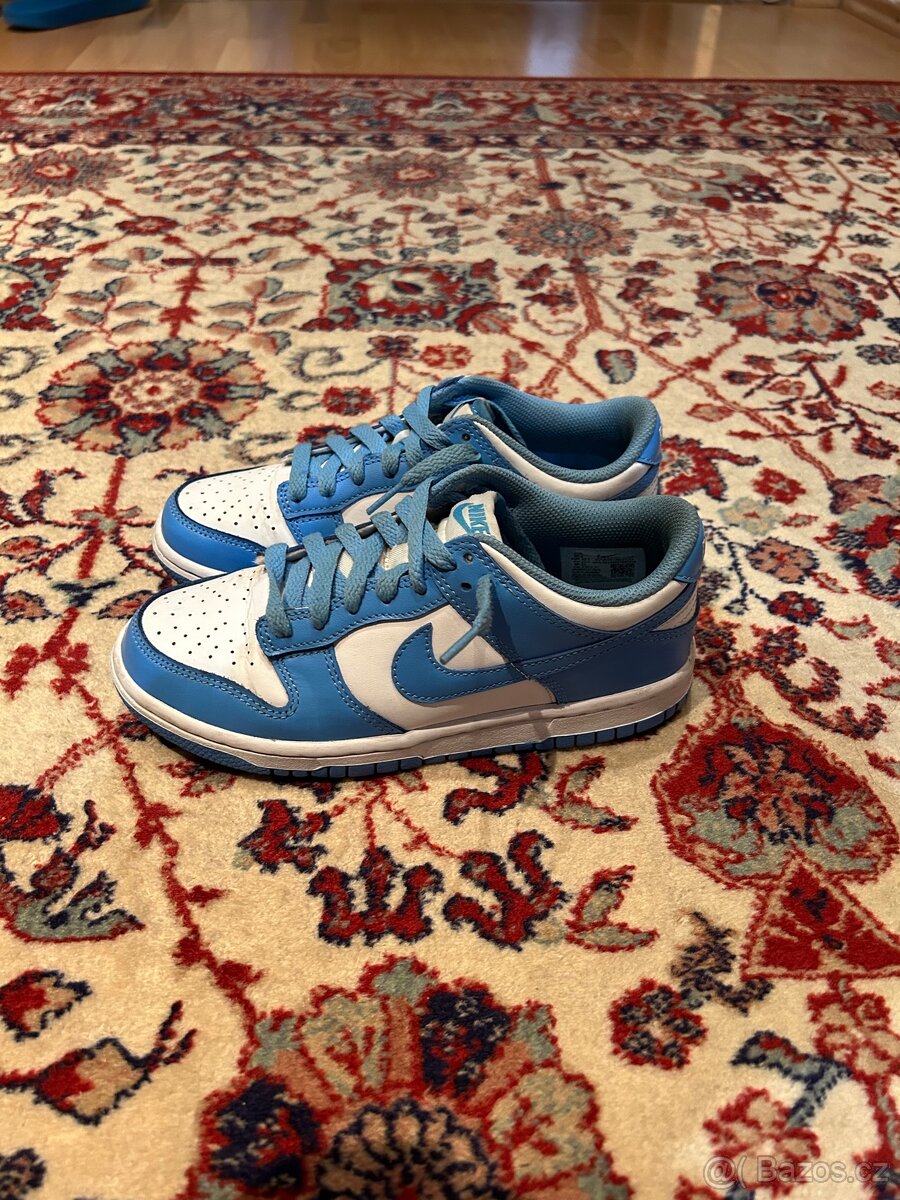 Nike Dunk Low UNC vel. 36,5