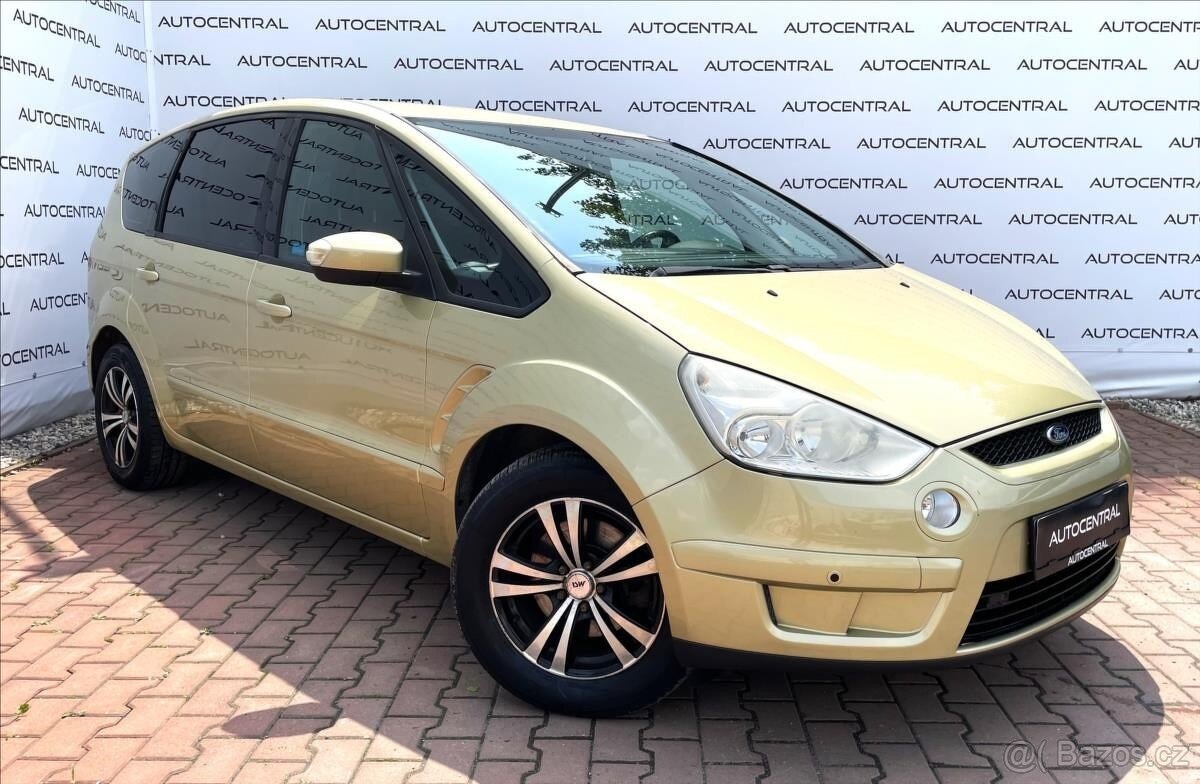 Ford S-Max 2,0 107 kW Top Stav