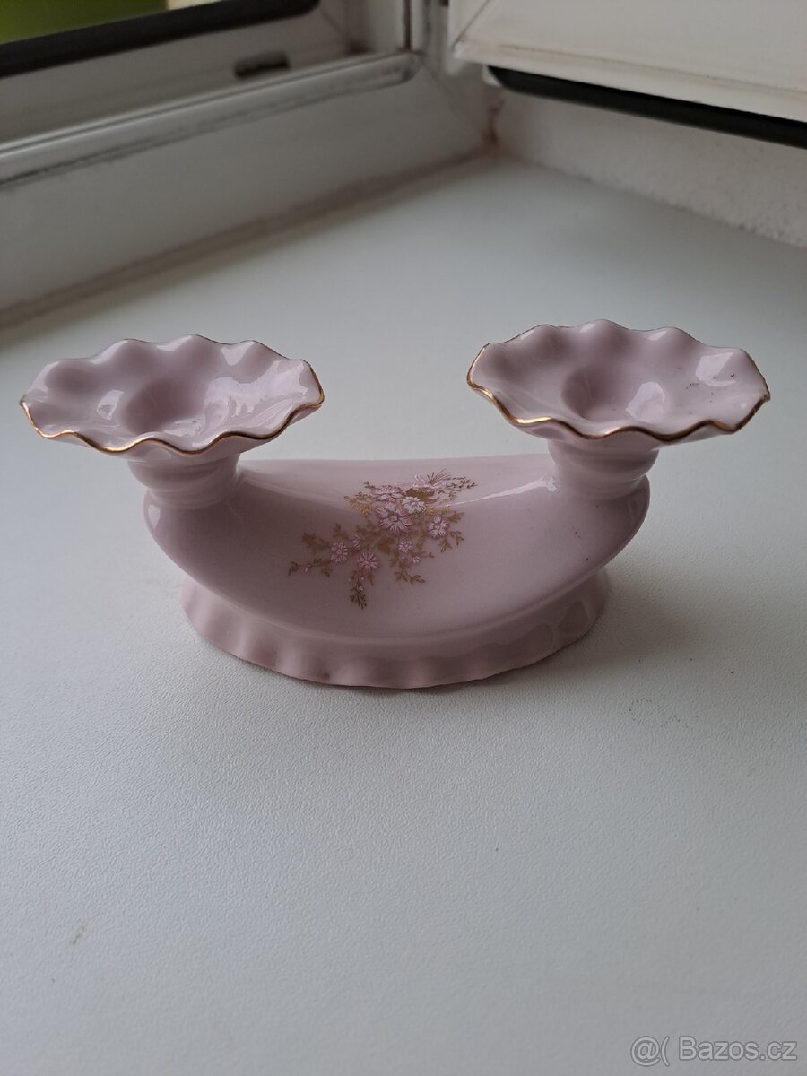 Svícen růžový porcelán