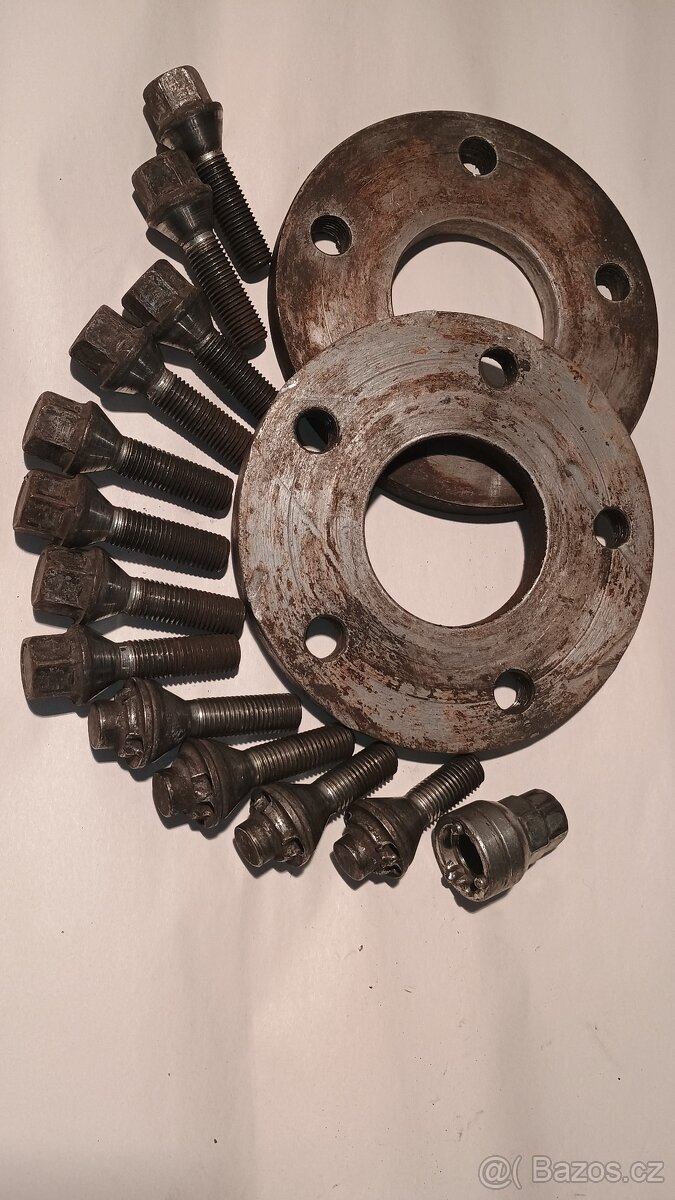 Prodám sadu rozšiřovacích podložek