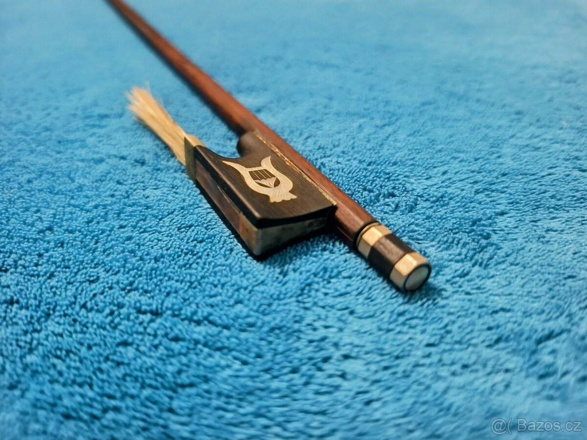 Starý houslový smyčec 4/4