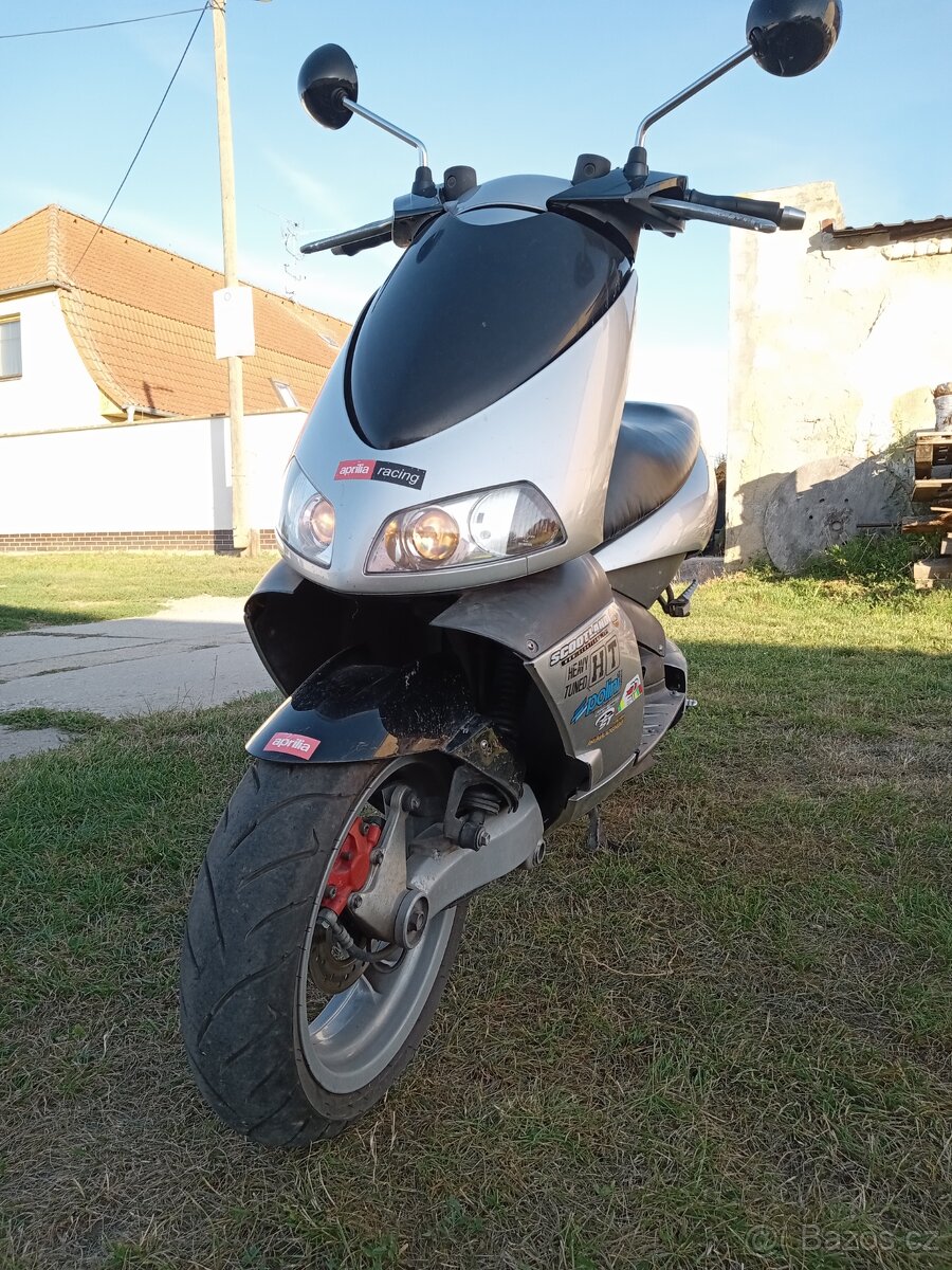 Skútr Aprilia