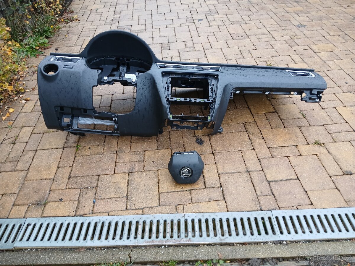 Škoda Rapid airbagy