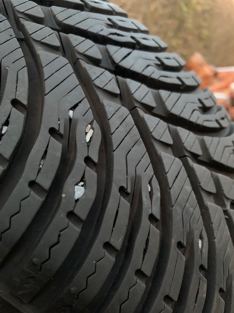 Prodám 4 ks zimních pneu Kleber Krisalp HP 3, 195/65 R15