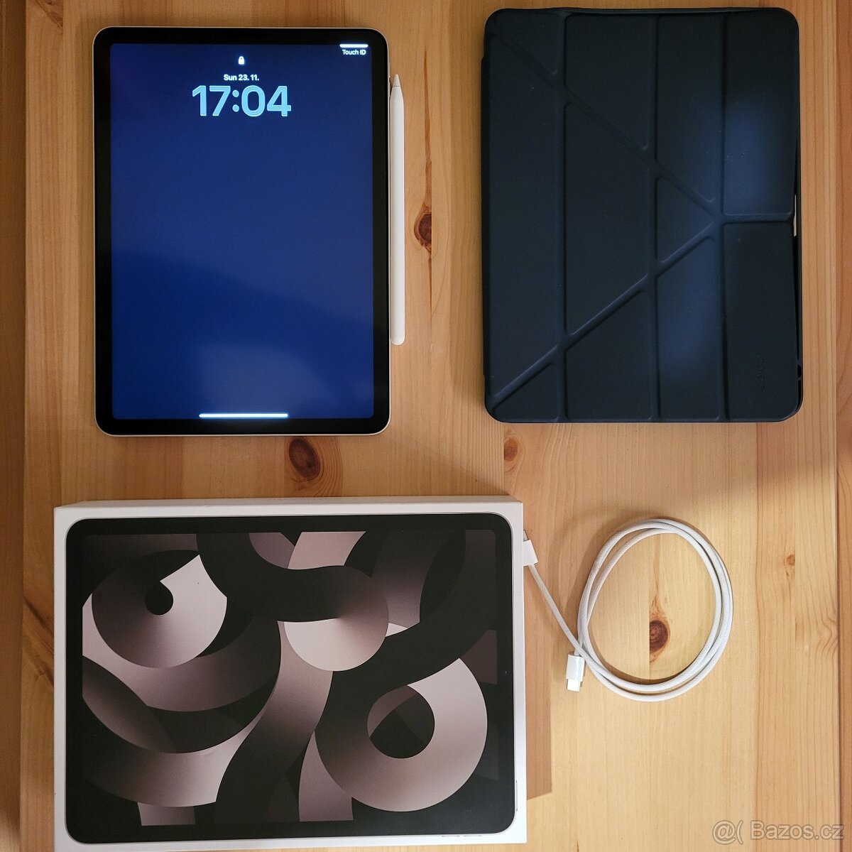 Tablet iPad Air M1 64GB WiFi Hvězdně Bílý 2022