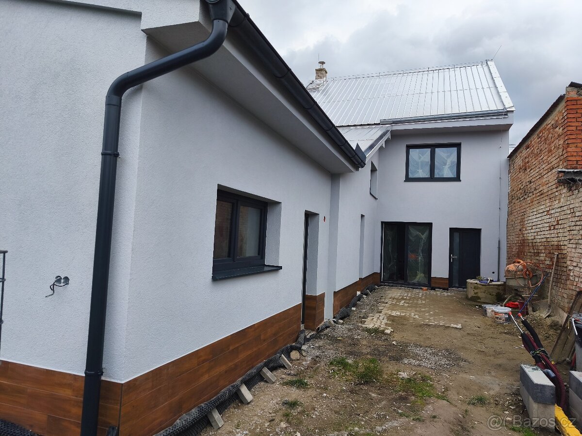 Fasádní omítka (barva)