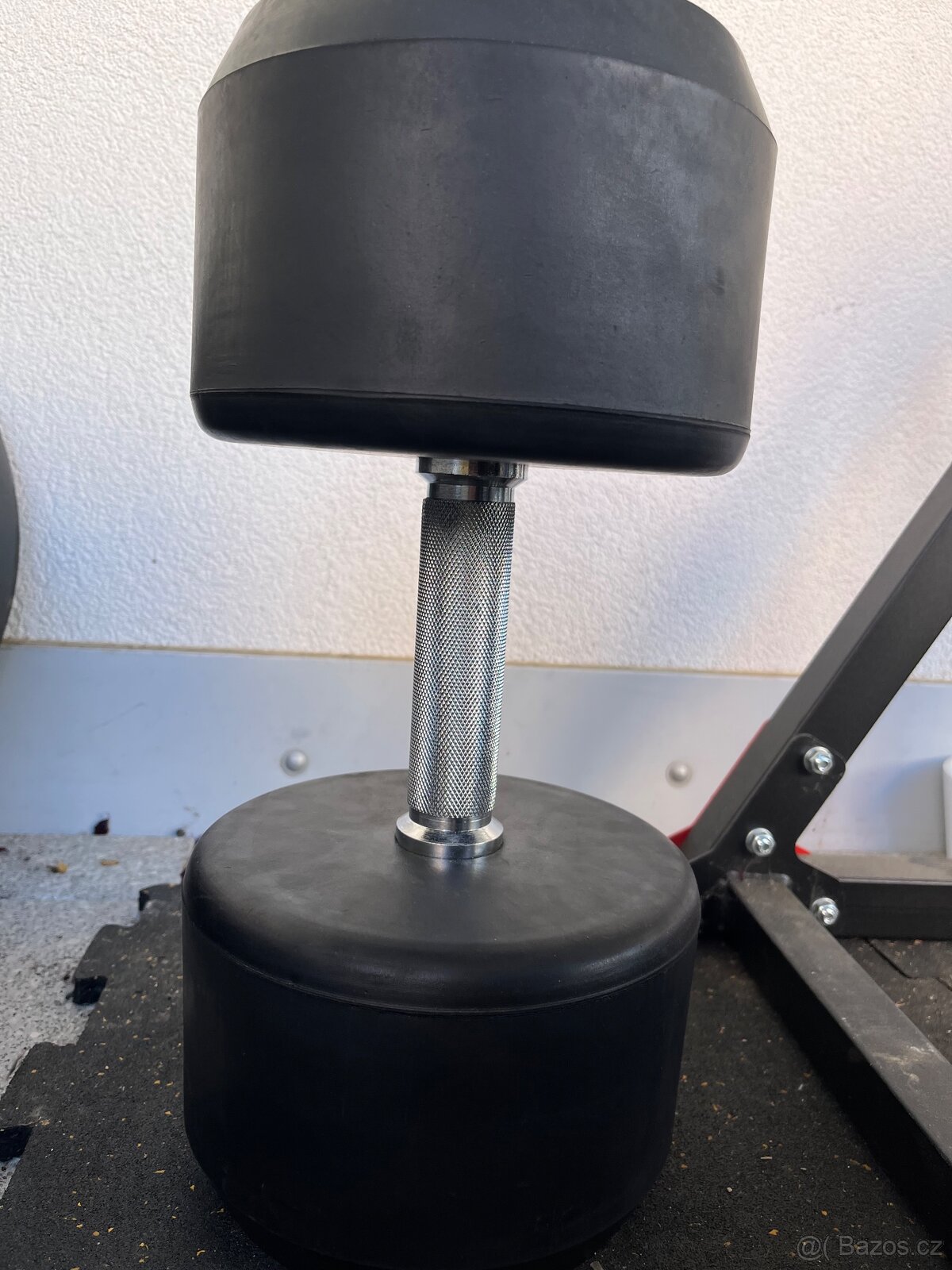 Jednoruční činka Stronggear - 45kg