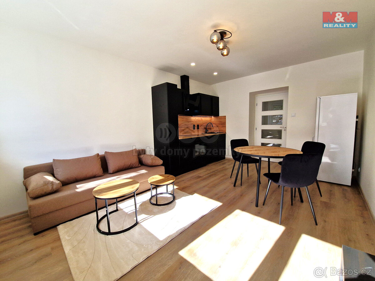 Pronájem bytu 2+kk, 53 m², Praha, ul. Zálesí