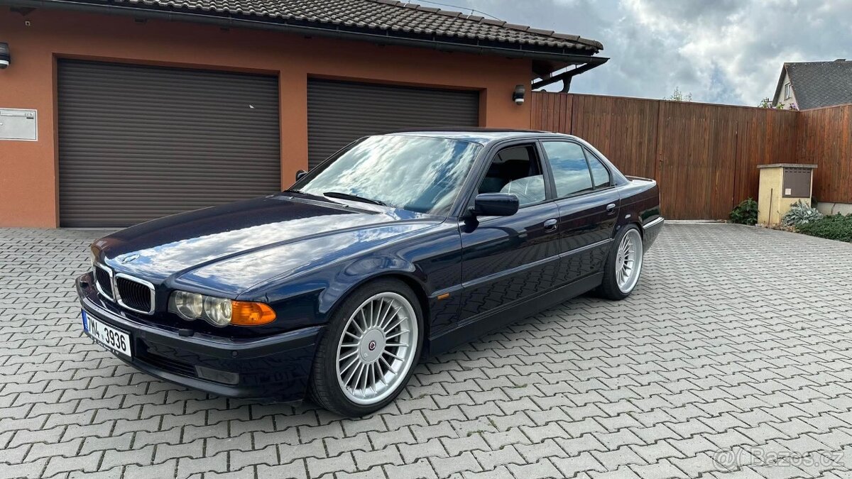 BMW Řada 7 – 740i (E38), 4.4 V8, 210 kW – Automat
