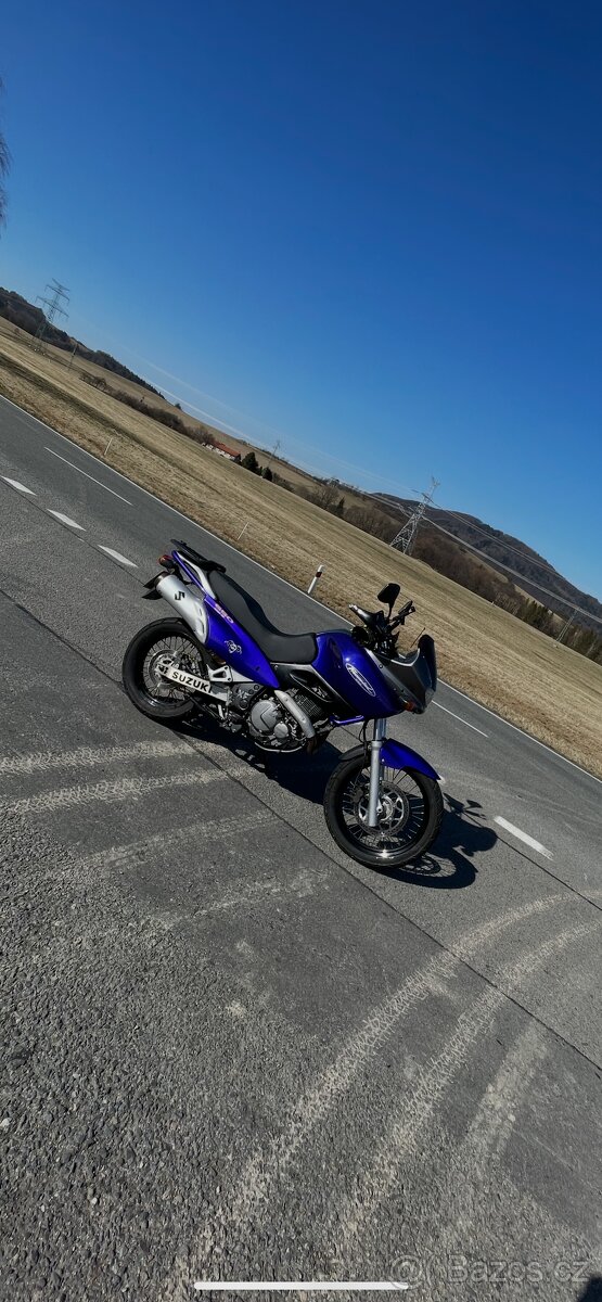 Sháním Suzuki Xf 650 Freewind