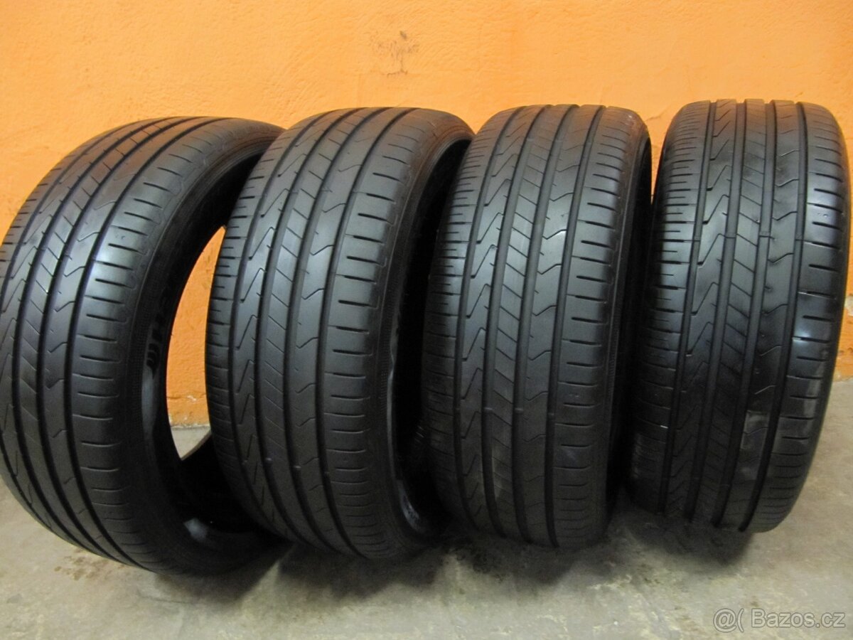 Pneu 235/55/18 Hankook