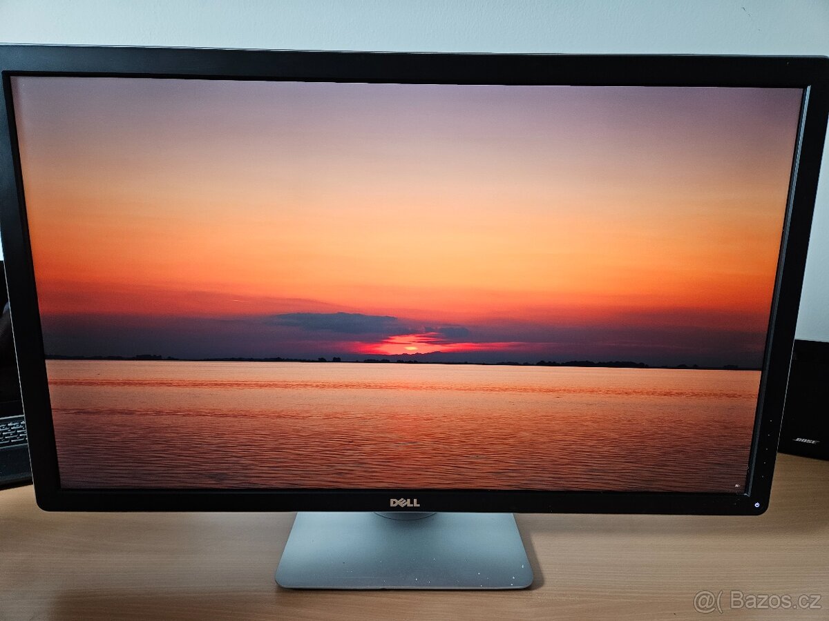 32" Dell UP3216Q UltraSharp