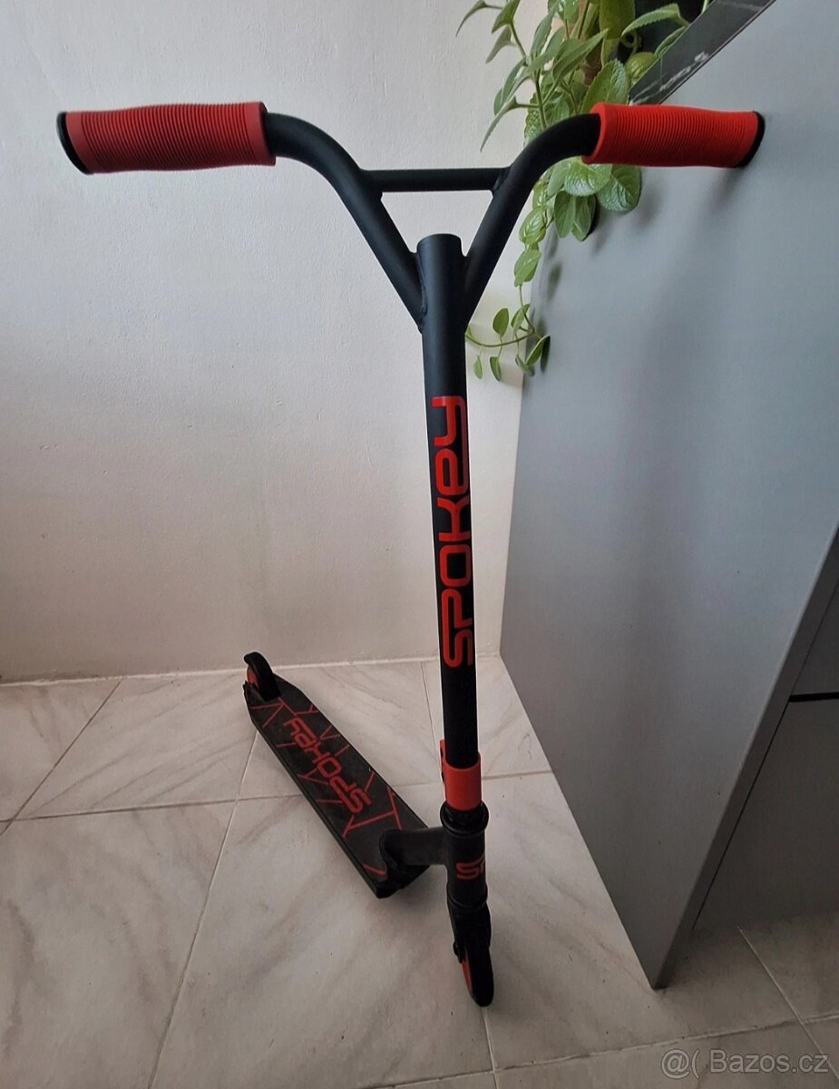 Dětská koloběžka Spokey