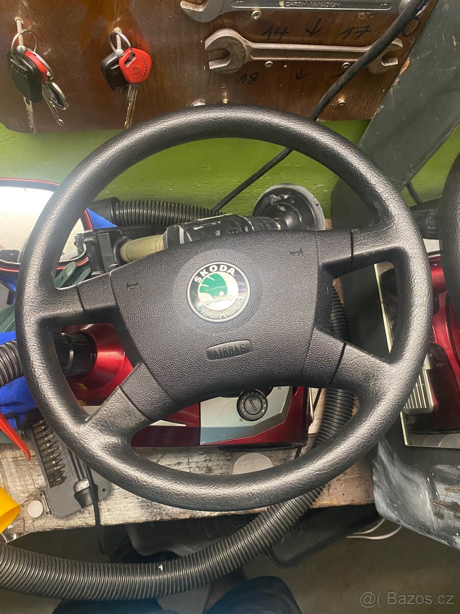 Volant Fabia 1