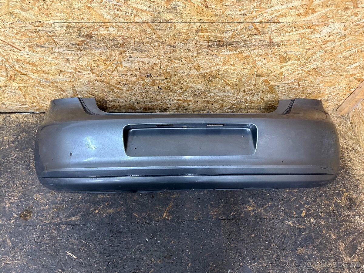 ZADNÍ NÁRAZNÍK VW POLO 6R 2009--2014 6R6807421BH