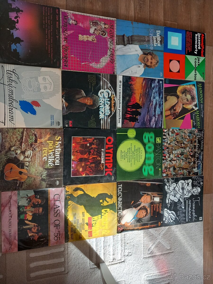 62 LP cena za vše 700