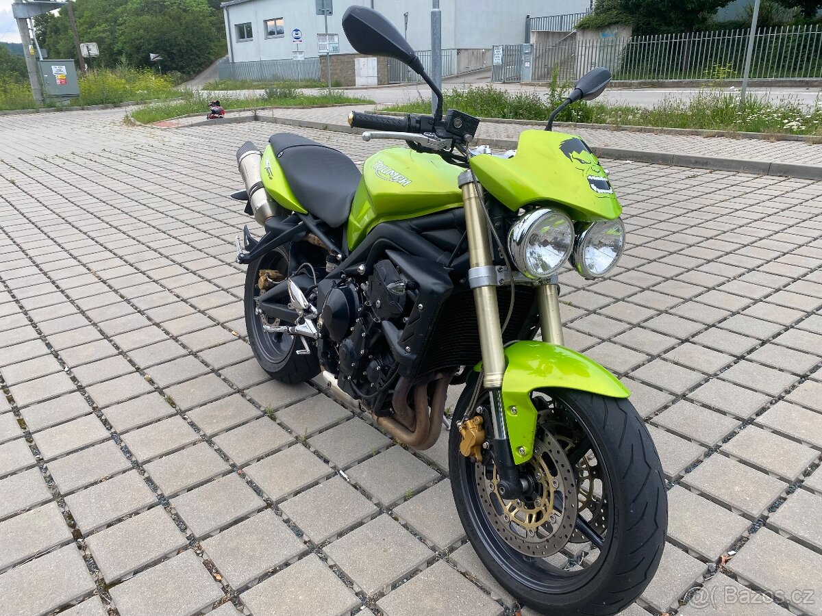 Triumph street triple 675