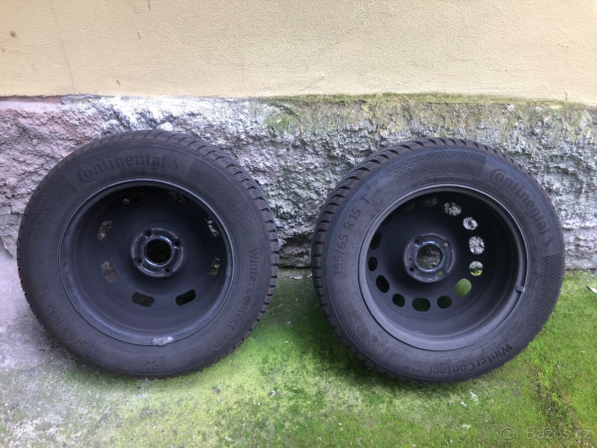 Prodám 2x zimní pneu Continental 195/65 R 15 T