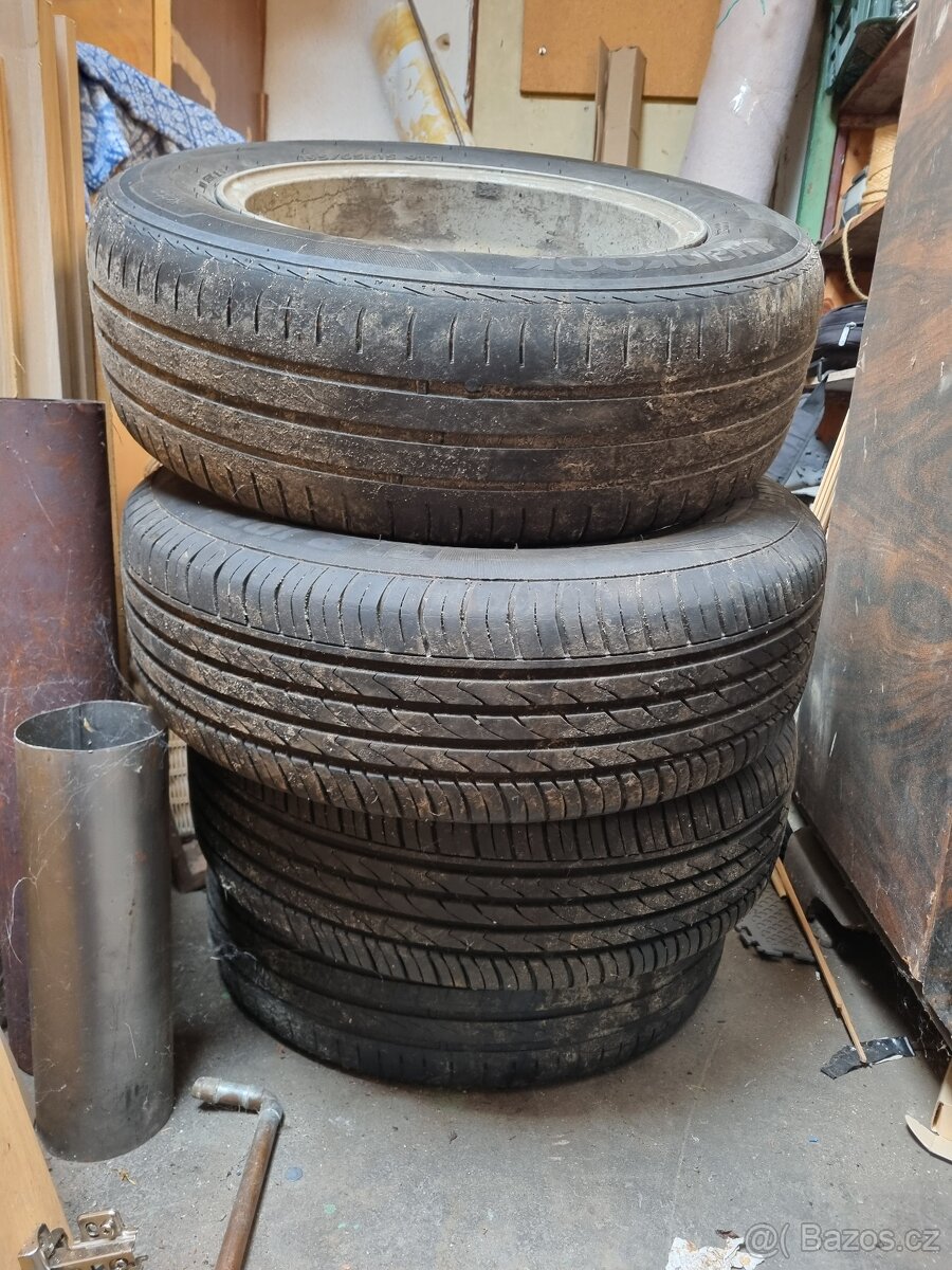 Pneu Letní Škoda, WV 195/65/R15 s disky 6Jx15H2 ET38 4ks
