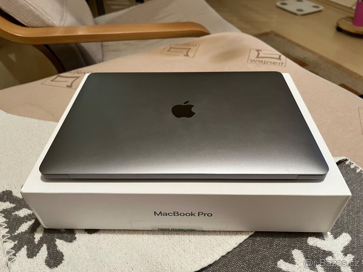 Apple MacBook Pro 13” M1 512GB SSD / 8GB RAM