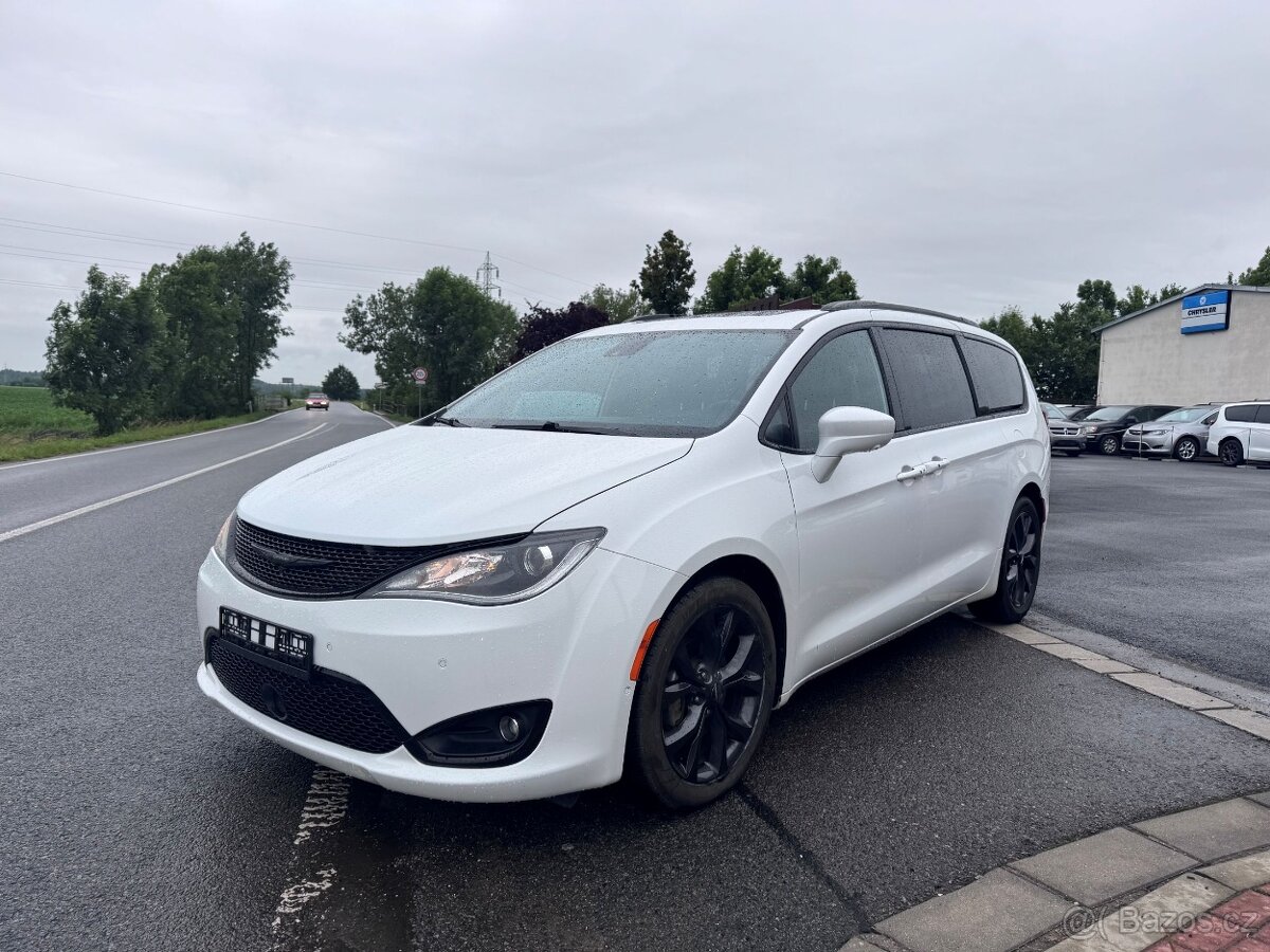 Chrysler Pacifica 3,6 S Sunroof Navi DVD LPG Limited 2019