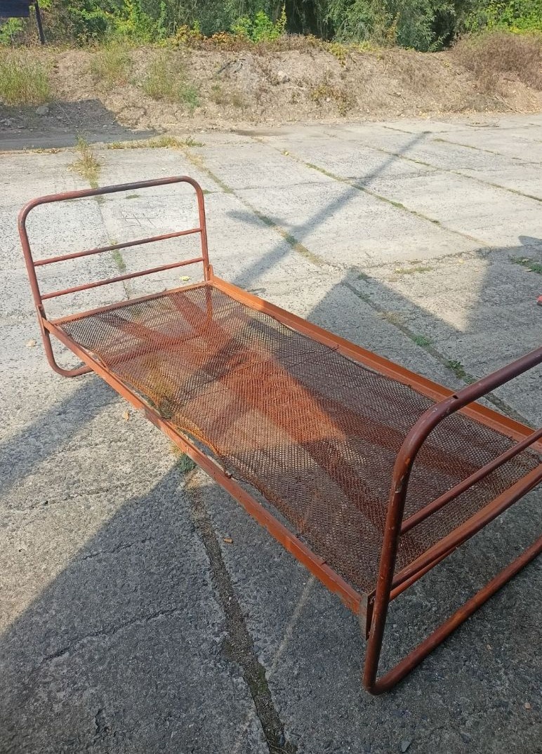 Prodej kovových postelí, SLEVA