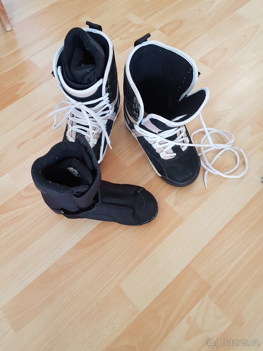 Boty na snowboard 35-36