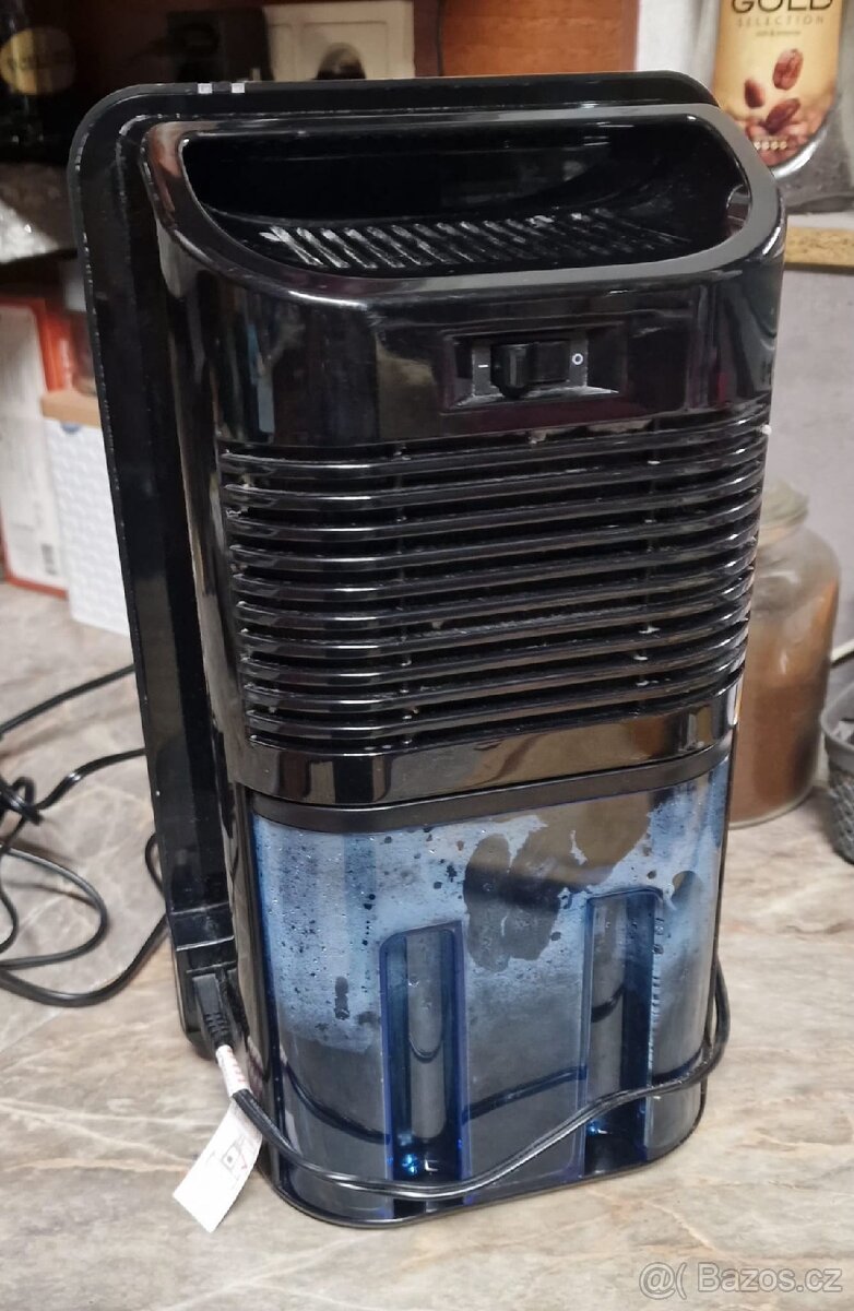 ODVLHČOVAČ VZDUCHU